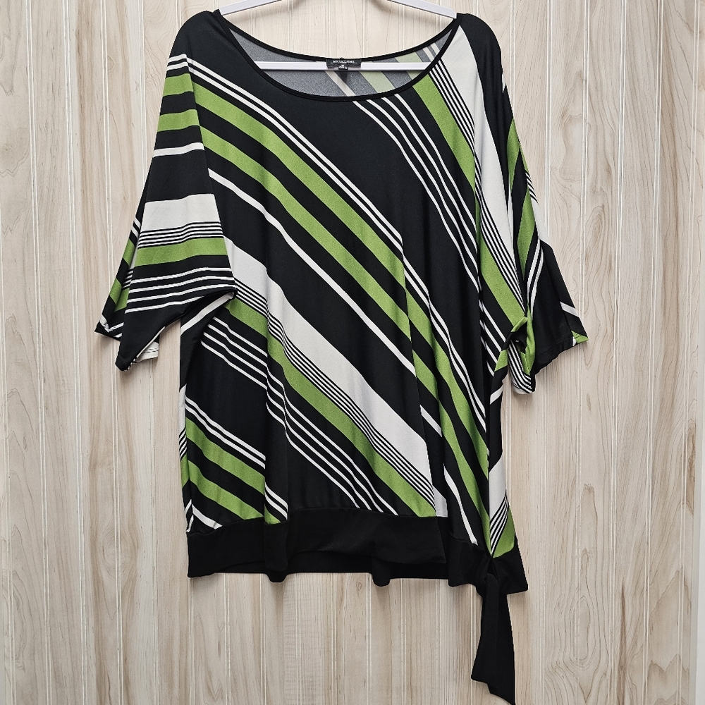 Notations * Tunic Top * Womens Size 3x * Front Tie * Asymmetrical Color Design